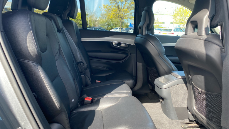 Volvo Xc90 2.0 B5D [235] Momentum 5dr AWD Geartronic Diesel Estate